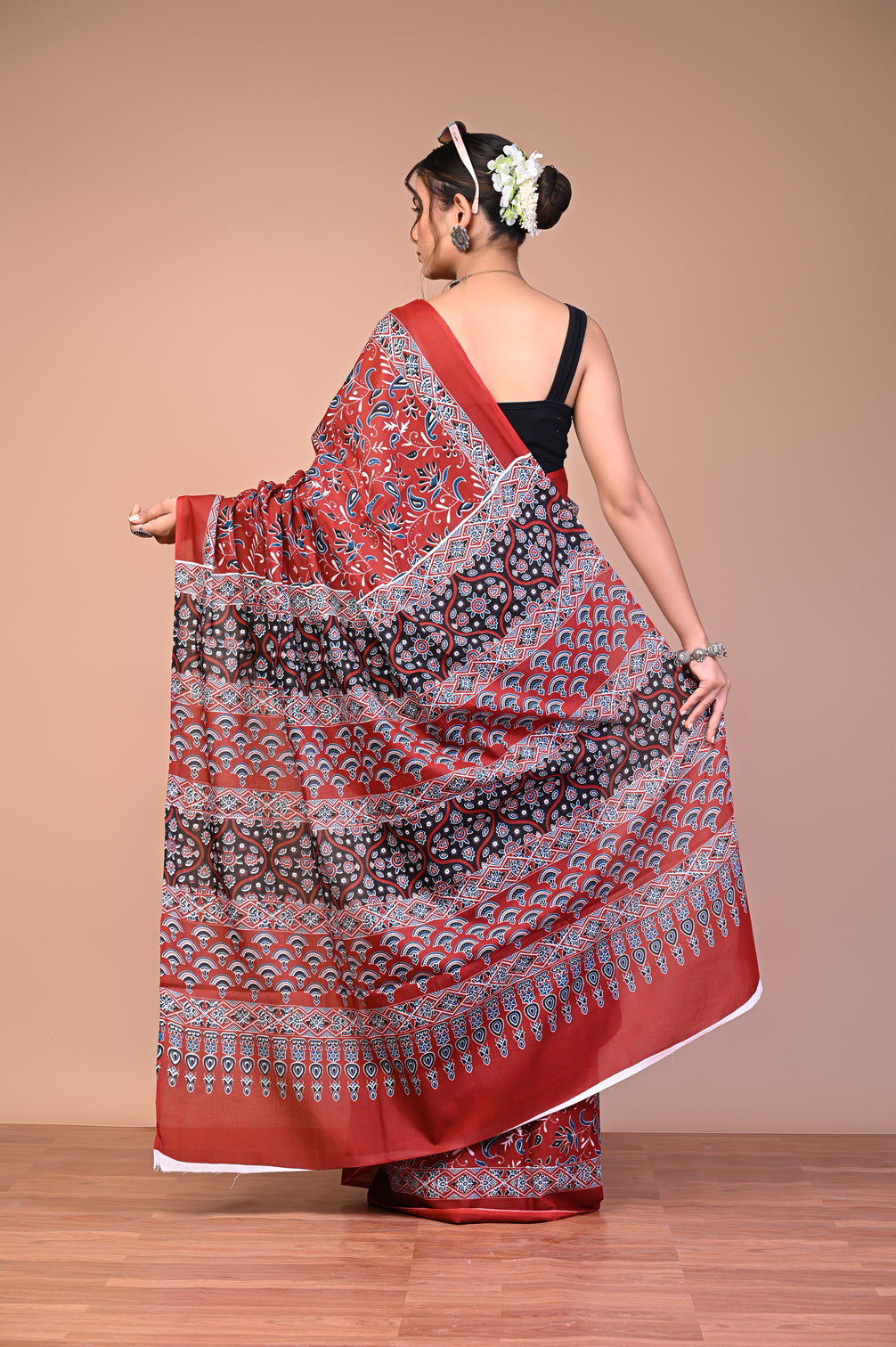 Ajrakh Verse — Crimson Paisley