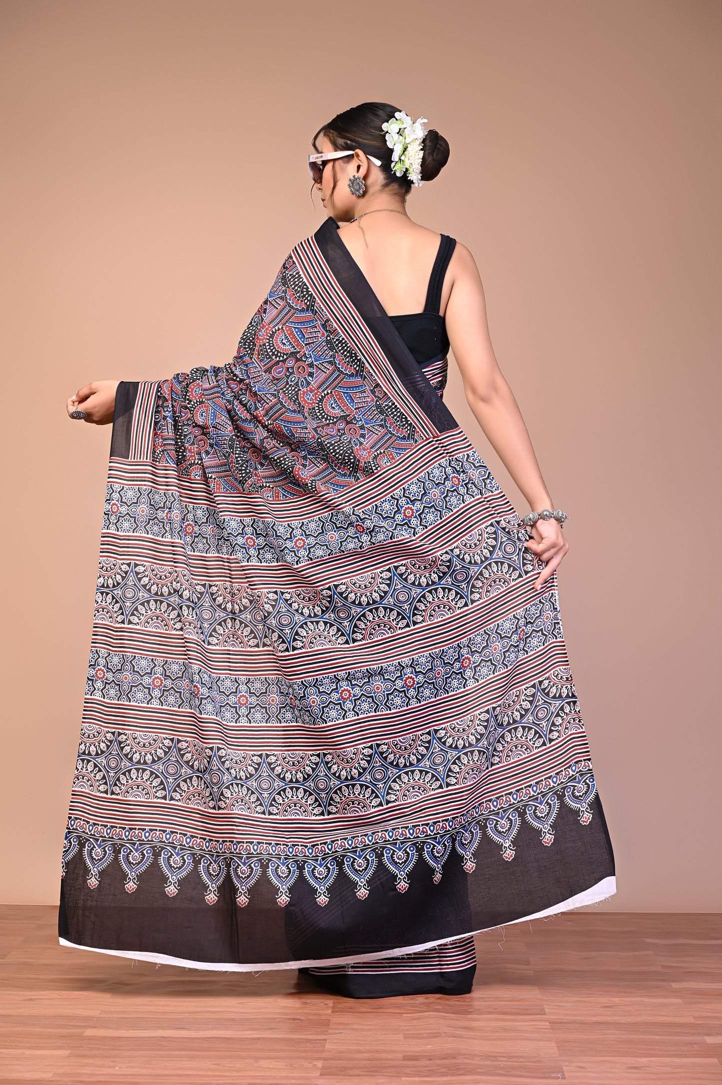 Ajrakh Verse — Black Stripe Fan