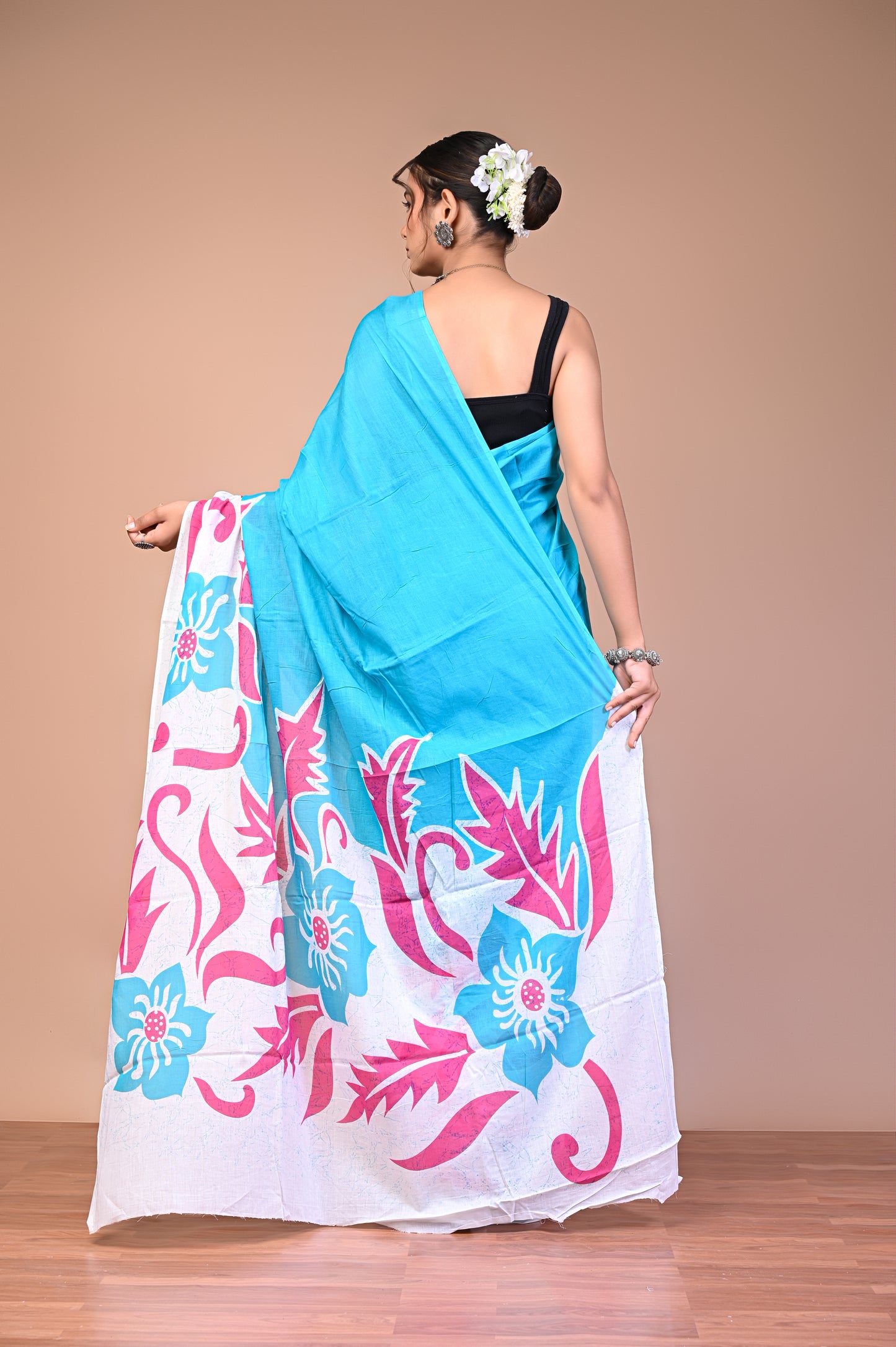 Batik Printed Cotton Mul Saree with ethnic batik design for daily wear