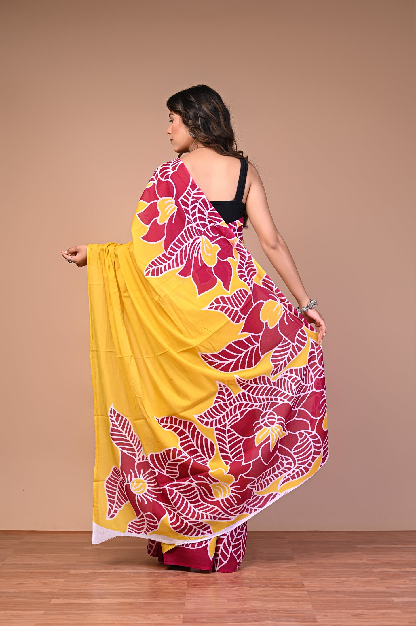 Batik Printed Cotton Mul Saree with ethnic batik design for everyday wear