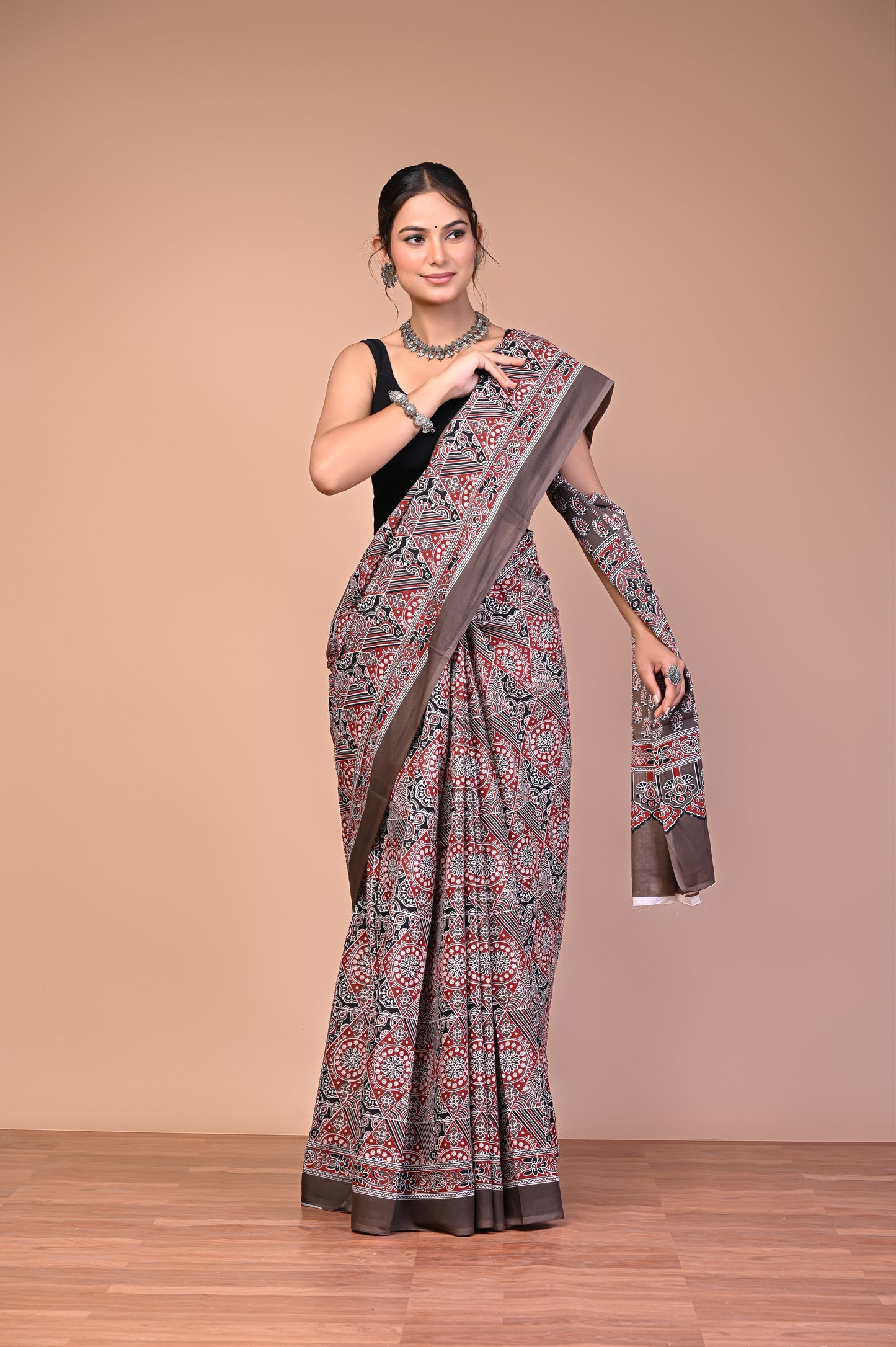 Hand Block Print Cotton Mulmul Saree – Lightweight & Breathable Everyday Wear