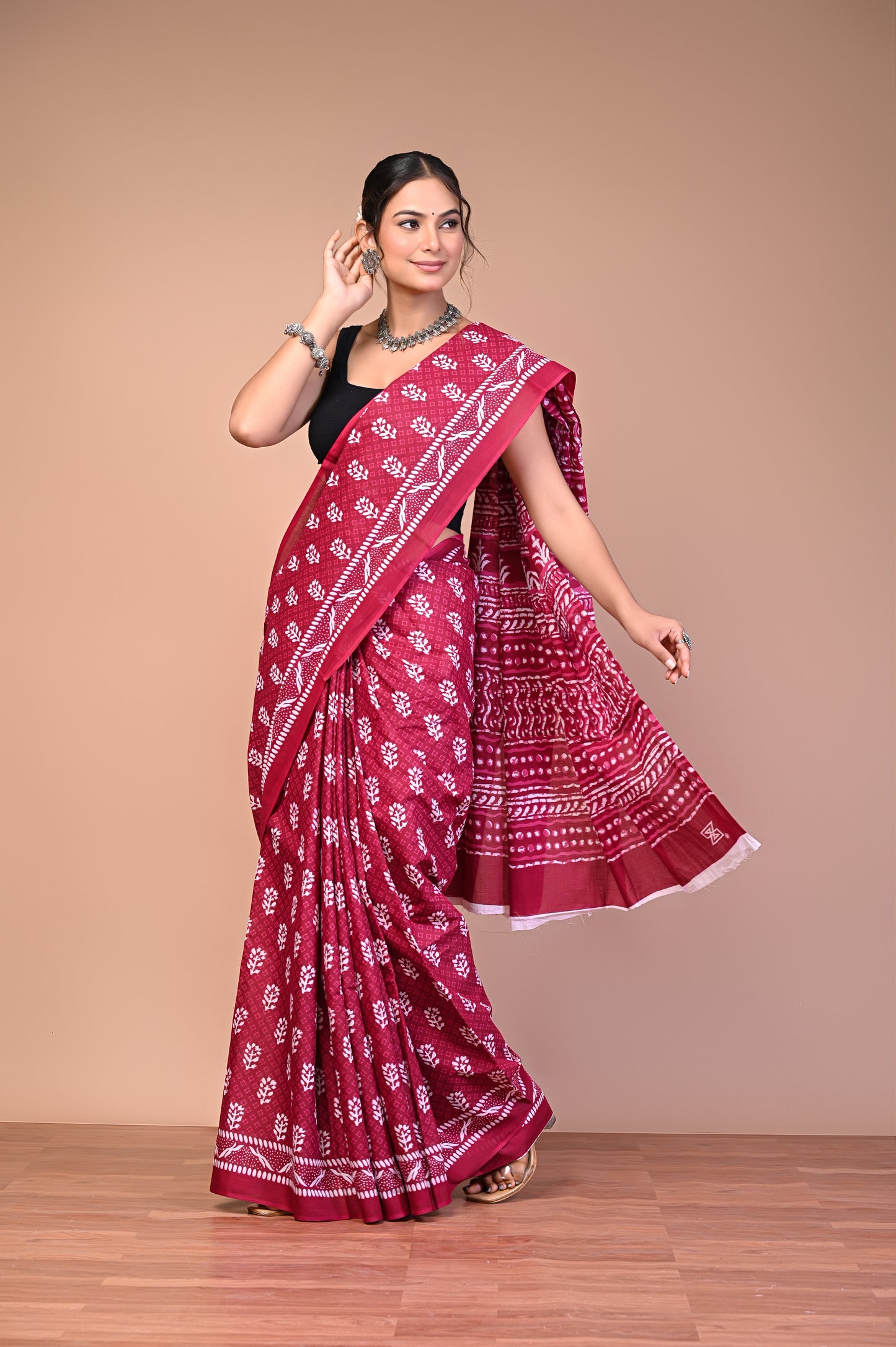 Hand Block Print Cotton Mulmul Saree – Lightweight & Breathable Everyday Wear