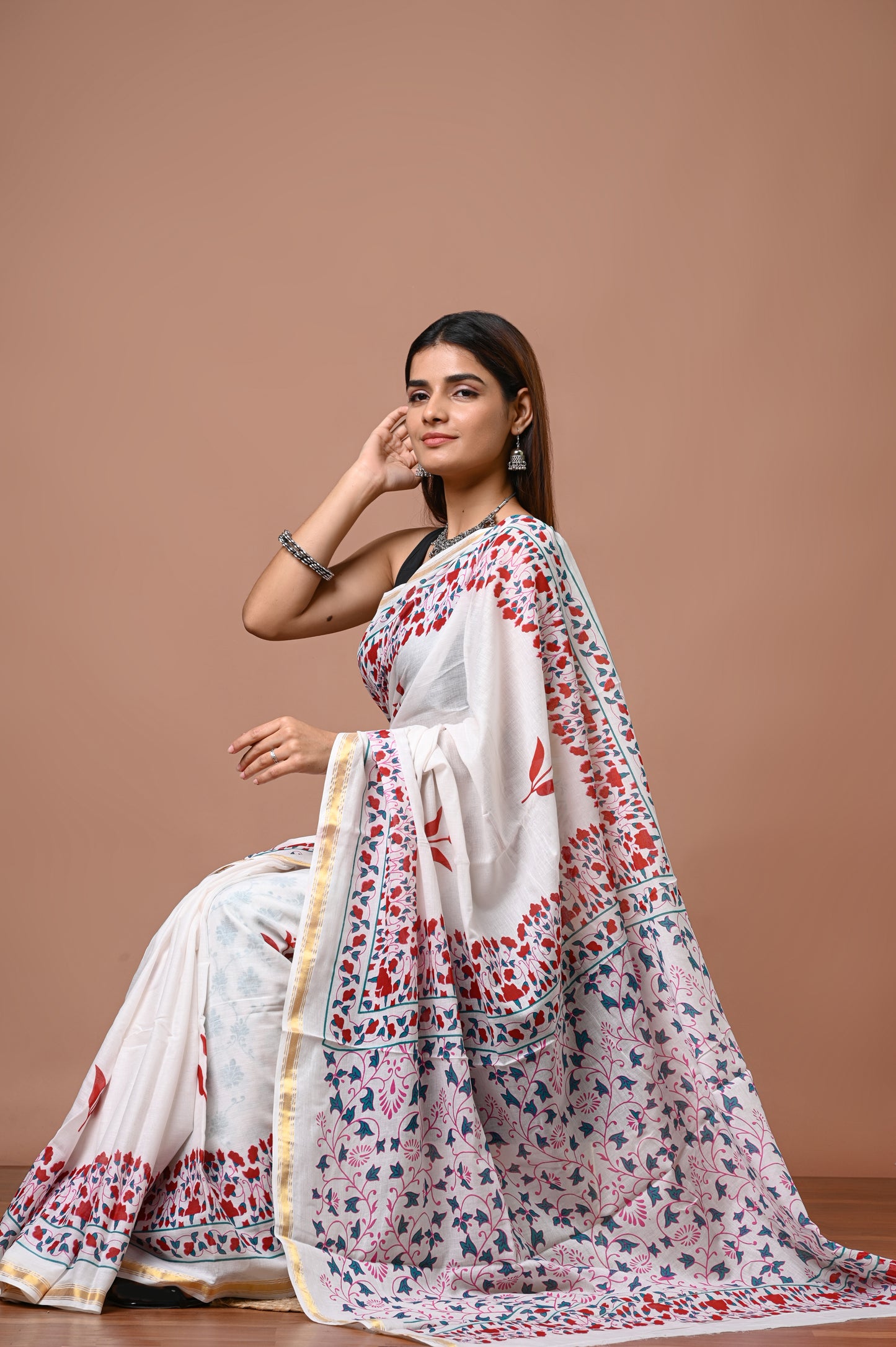 Elegant Cotton Zari Saree – Lightweight Traditional Wear for Festive & Daily Use