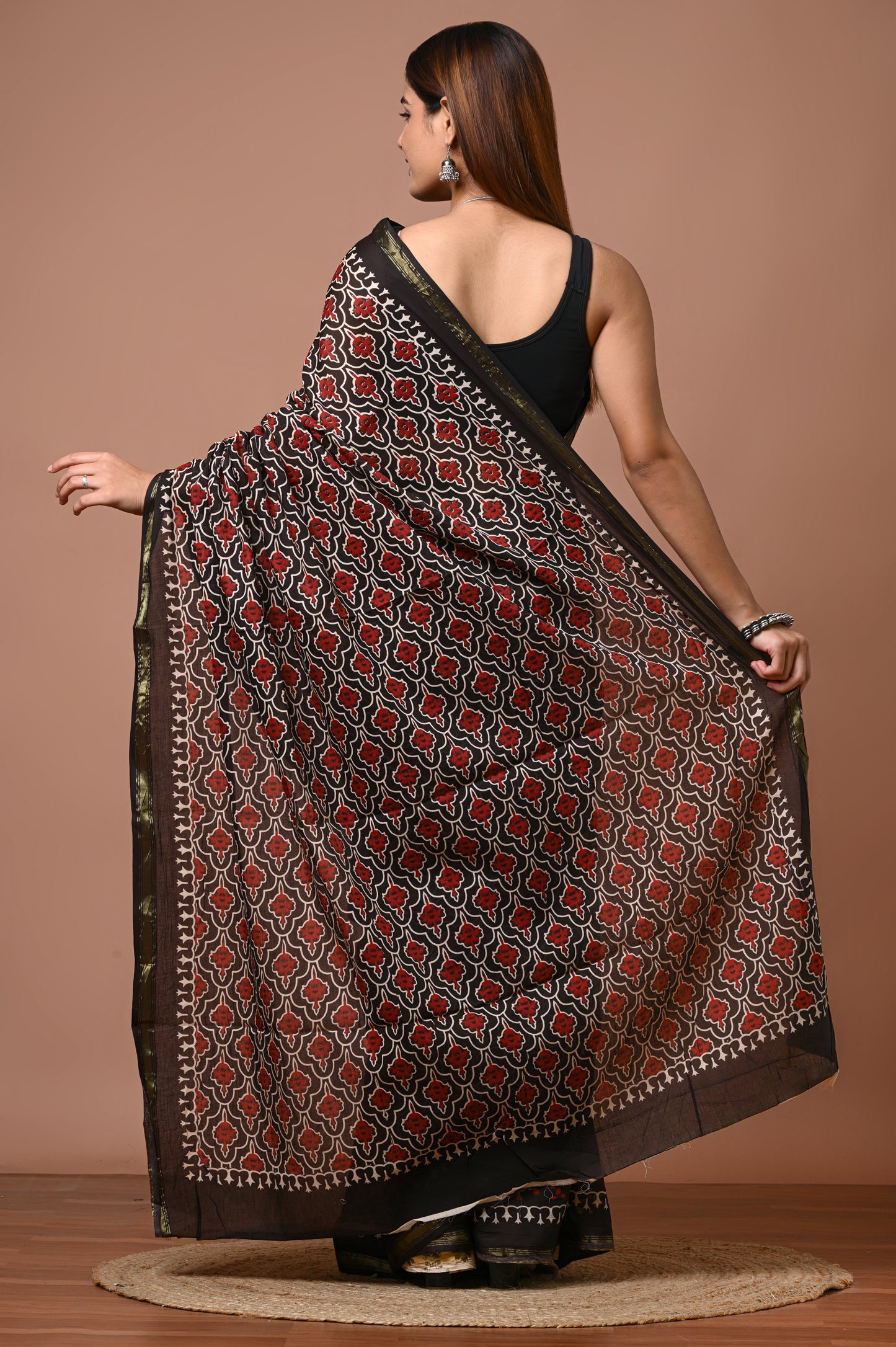 Elegant Cotton Zari Saree – Lightweight Traditional Wear for Festive & Daily Use